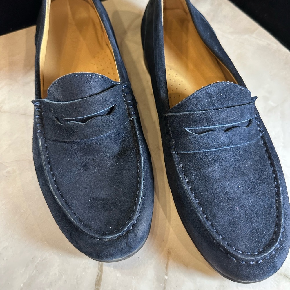 Array Women's Navy Loafers - Picture 3 of 7